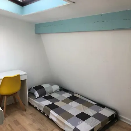指南针巴黎公馆 Paris